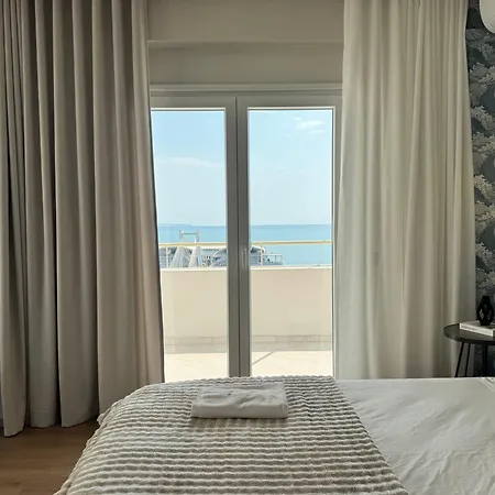 Luxury 3br In The Heart Of Vollga * ドゥラス