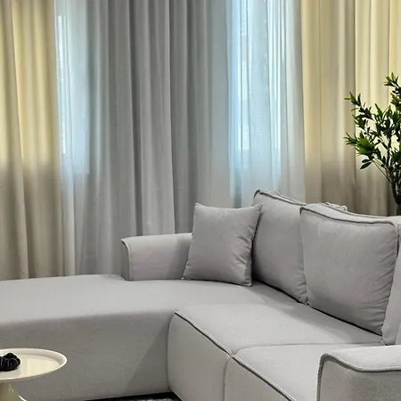 Luxury 3br In The Heart Of Vollga ドゥラス