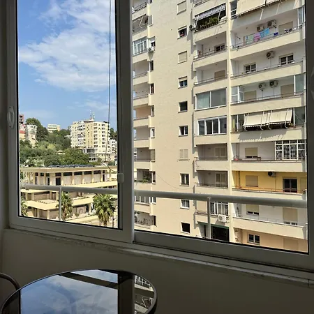 アパート Luxury 3br In The Heart Of Vollga ドゥラス