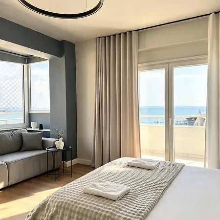 アパート Luxury 3br In The Heart Of Vollga ドゥラス
