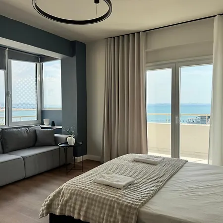 Luxury 3br In The Heart Of Vollga ドゥラス